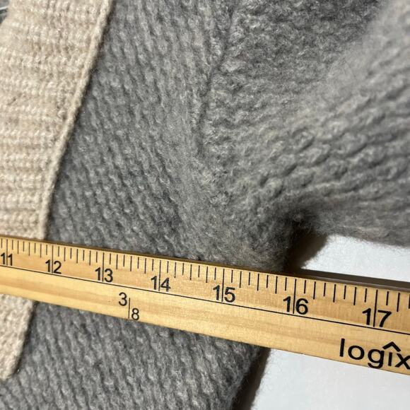 Tory Burch 100% Cashmere Knitted Gray Tunic Sweater Soft Cozy Womans Size Medium - Picture 6 of 8